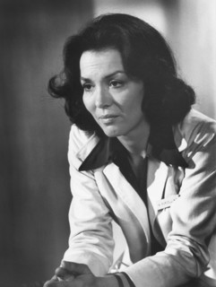 Zohra Lampert