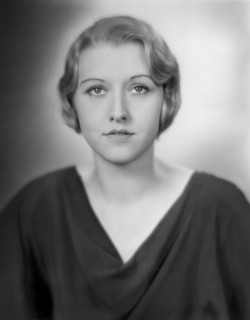 Evalyn Knapp