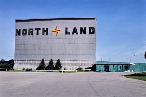 North Land Drive-in Theater, Dort Highway