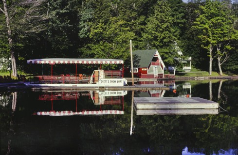 Lakefront, Scott's Family Resort