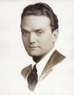 American Film Actor Guy Robertson
