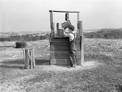 boy, child, water, well, historical,