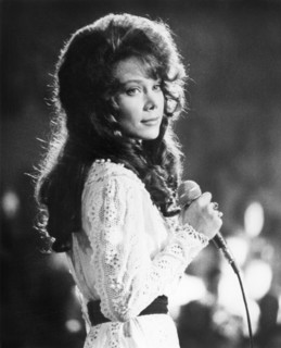 Sissy Spacek, woman, actress, celebrity, entertainment, historical,