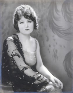 Betty Ross Clarke, woman, actress, celebrity, entertainment, historical,