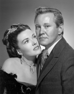 Paula Raymond