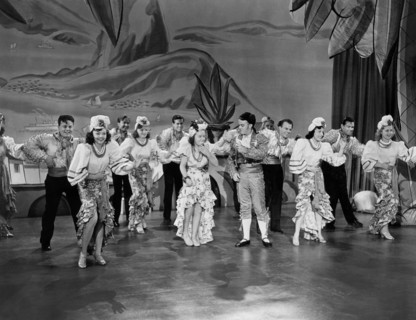 Leo Gorcey (center