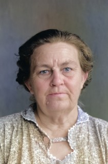 Migratory farmer's wife
