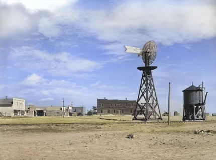 Town abandoned because of continued crop failures
