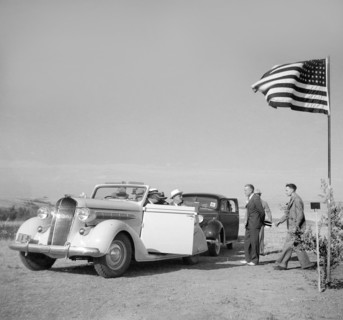 U.S. President Franklin Roosevelt being greeted upon arrival during drought inspection