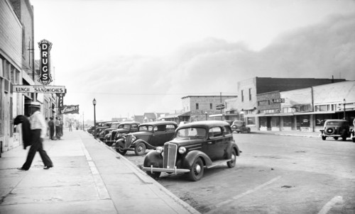Street scene with approaching dust storm