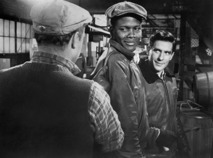 Sidney Poitier (center)
