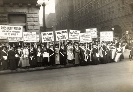 Suffragists protesting