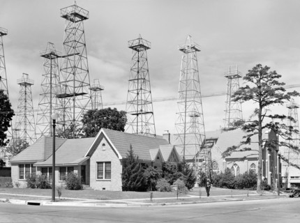 Oil derricks in residential neighborhood, Kilgore, Texas, USA, Russell Lee, U.S. Farm Security