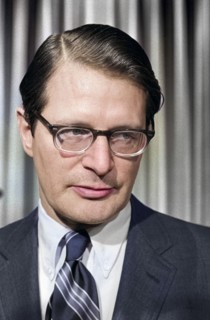 Elliot Richardson, U.S. Secretary of Health, Education and Welfare, head and shoulders portrait,