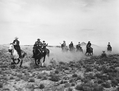 Audie Murphy, George Tobias, Ruta Lee, Edward Platt, Alan Hale, Jr., on-set of the film, "Bullet