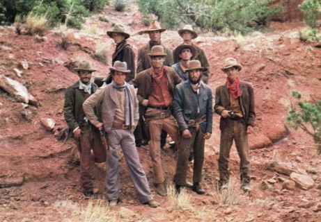Tom Berenger (2nd left), on-set of the film, "Butch And Sundance: The Early Days", 20th