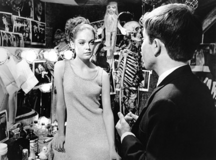 Elizabeth Hartman, Peter Kastner, on-set of the film, "You're A Big Boy Now", Warner Bros., 1966