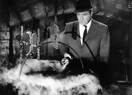 Grant Richards, on-set of the film, "The Four Skulls Of Jonathan Drake",