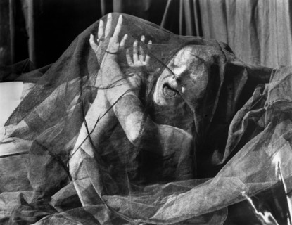 Elizabeth Shepherd, on-set of the film, "the Tomb Of Ligeia", Anglo-Amalgamated Productions (UK),