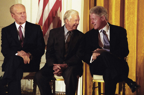 U.S. President Bill Clinton (right) with former U.S. Presidents Gerald Ford (left) and Jimmy Carter