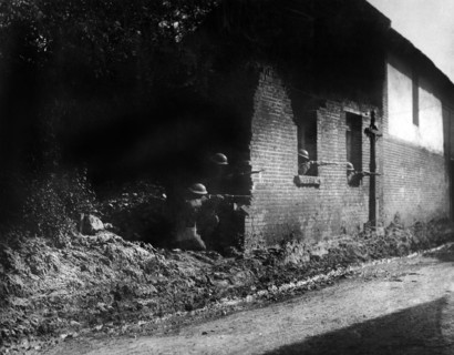 Sharpshooters with good view of enemy from shelter behind old brick wall, 28th Infantry,