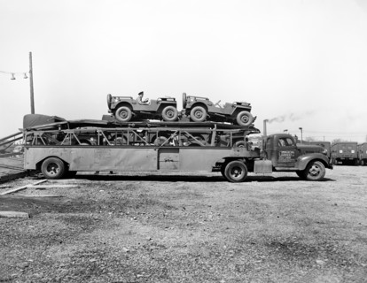 Haulaway loaded with U.S. Army vehicles, Detroit, Michigan, USA, Arthur S. Siegel, U.S. Office of