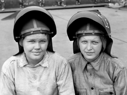 Two female welders, Bethlehem-Fairfield shipyards, Baltimore, Maryland, USA, Arthur S. Siegel, U.S.