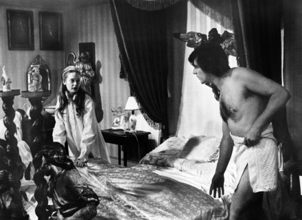 Elizabeth Hartman, Alan Bates, on-set of the film, "The Fixer", MGM, 1968