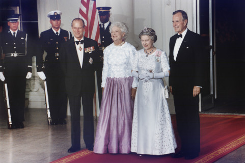 U.S. President George H.W. Bush and U.S. First Lady Barbara Bush hosting State Dinner for Queen