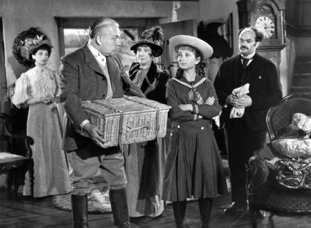 Mildred Dunnock, Nigel Bruce, Rosalind Ivan, Joan Lorring, Rhys Williams, on-set of the film, "The