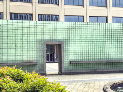 Memorial wall constructed of glass blocks, Vietnam Veterans Plaza, New York City