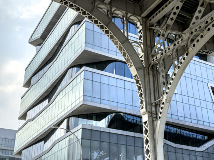 Henry R. Kravis Hall and detail of elevated Riverside Drive Viaduct, Columbia University Business