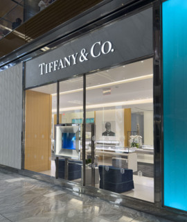 Tiffany & Company retail store, exterior view, The Shops and Restaurants at Hudson Yards, 20 Hudson
