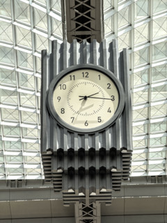 Skylight and hanging 4-sided clock above passenger concourse, Moynihan Train Hall, Pennsylvania