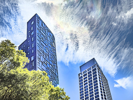 Chelsea Nouvel residential building (left), 100 Eleventh Avenue, One High Line residential building