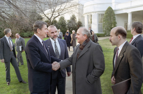 U.S. President Ronald Reagan and Soviet General Secretary Mikhail Gorbachev shaking hands on White