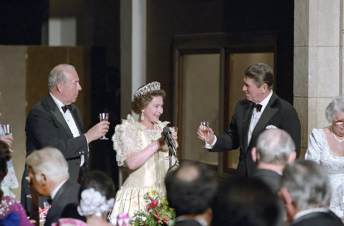 U.S. President Ronald Reagan toasting Queen Elizabeth II at dinner in her honor, U.S. Secretary of