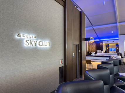 Delta Sky Club, interior view, Delta Airlines, Fort Lauderdale-Hollywood International Airport,
