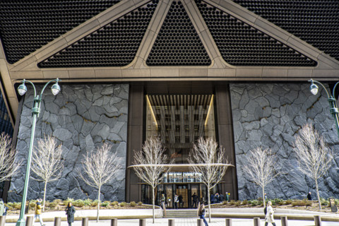 JPMorgan Chase office building, building exterior, Madison Avenue entrance, Manhattan, New York