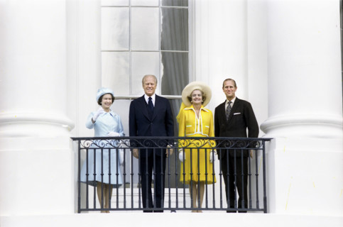 U.S. President Gerald R. Ford and U.S. First Lady Betty Ford standing with Queen Elizabeth II and