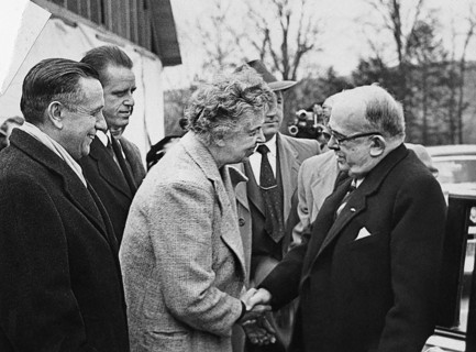 Former U.S. First Lady Eleanor Roosevelt (foreground, center) saying goodbye to French President
