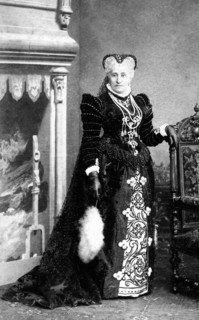 L'infante Marie Louise Fernande d'Espagne, Duchesse de Montpensier