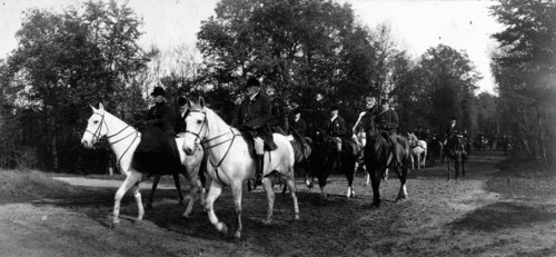 Chantilly, Chasse à courre, le Duc et la Duchesse de Chartres