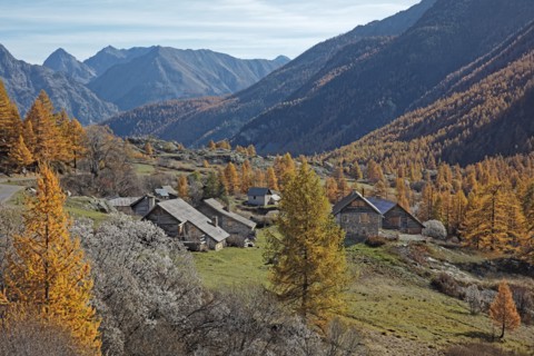 Névache en automne, Vallée de la Clarée, Hautes-Alpes