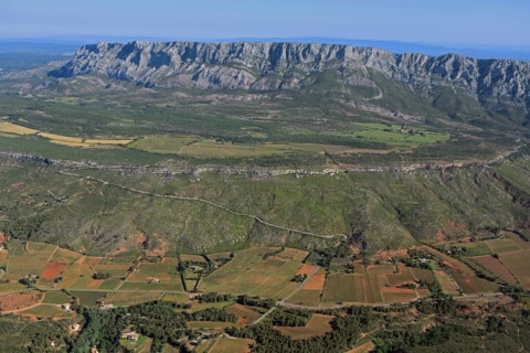 La Montagne Sainte-Victoire, Bouches-du-Rhône
