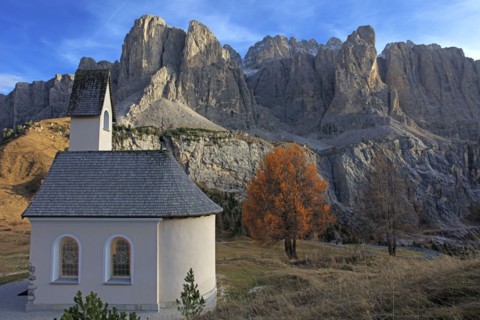 Chapelle de San Maurizio, Passo Gardena, Italie
