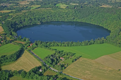 Charbonnières-les-Vieilles, Puy-de-Dôme, France