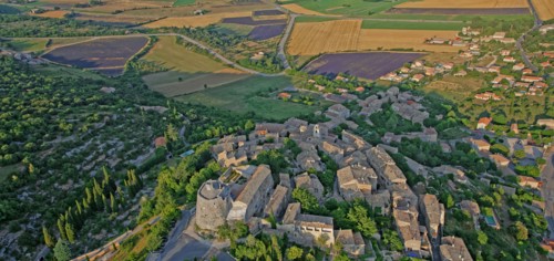 Simiane-la-Rotonde, Alpes-de-Haute-Provence