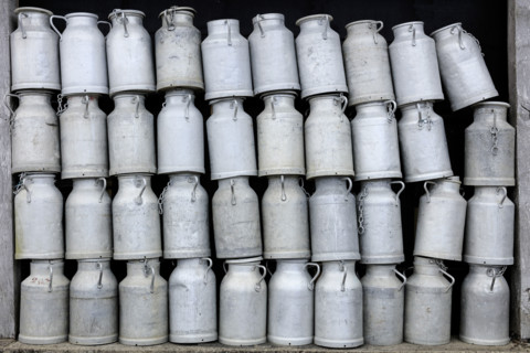 Anciens bidons de lait