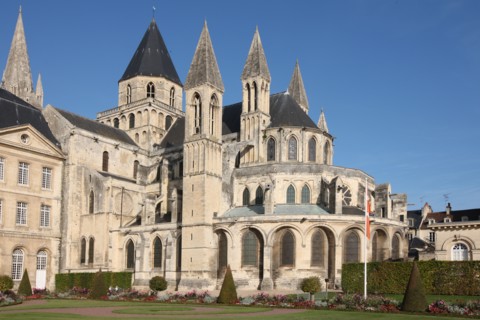 France, Normandie, calvados, caen, abbaye aux hommes, hotel de ville, mairie, chevet de l'eglise saint etienne, Guillaume le Conquerant,